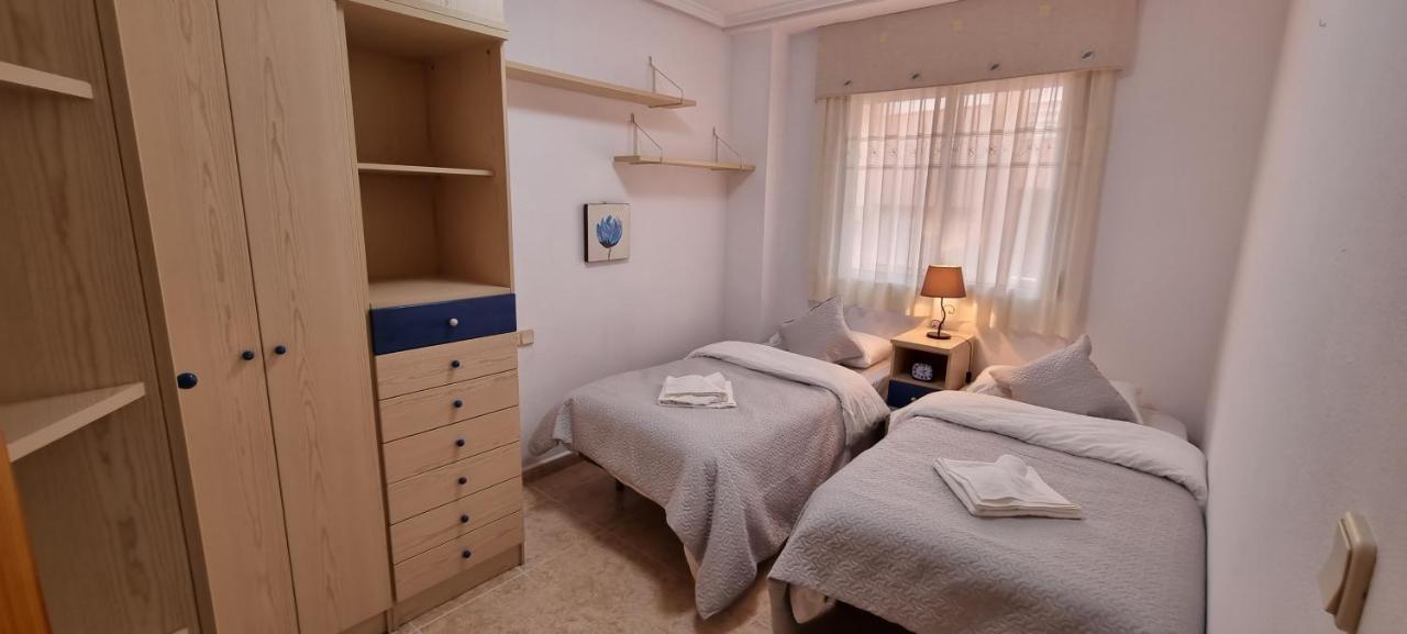 Apartament Dos Playas Torrevieja Eksteriør billede